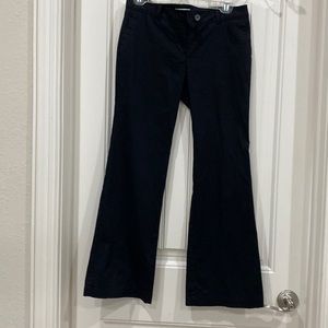 NY & CO 4 petite. Black flare dress pants. Low rise.